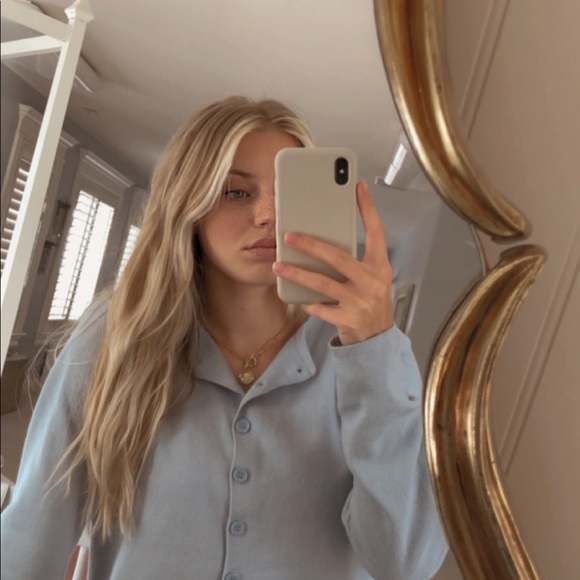 Meet your Posher, Olivia - Picture 1 of 1